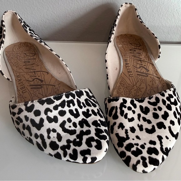 Malibu Shoes - Malibu Blowfish Women's Leopard Print Flats
